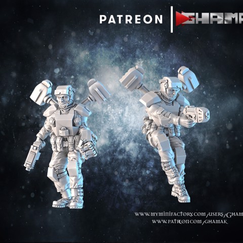 Image of paratropper officers