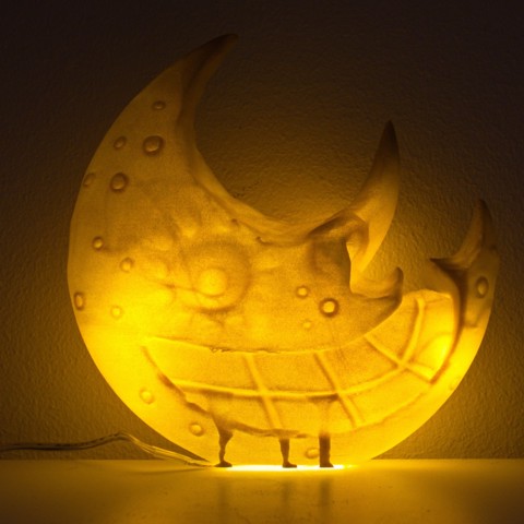 Image of Grinning Moon Lamp