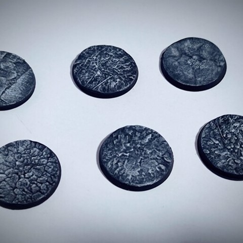 Image of Terrain bases 25mm for tabletop