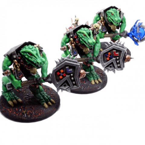 Image of Lizard/crocodile warrior with 2 handed hammers (two weapon versions) proxy miniature