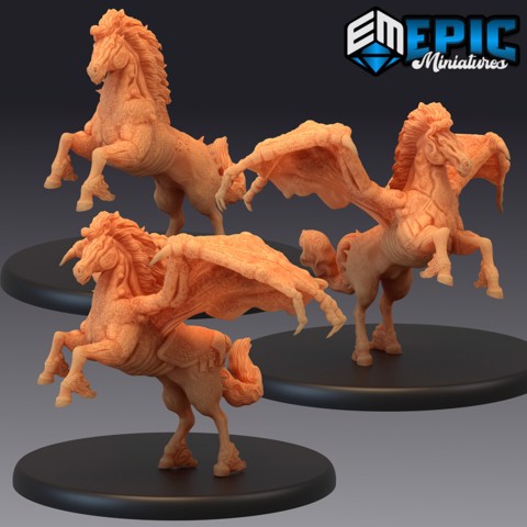 Image of Fallen Pegasus Mount / Epic Dark Winged Horse / Flying Evil Steed