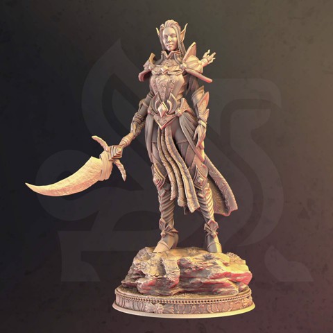 Image of Elven Paladin of War - Tyriana