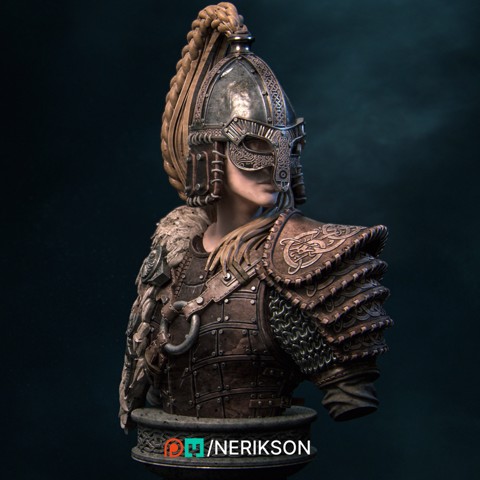 Image of Thyra Bust With Helmet [presupported]