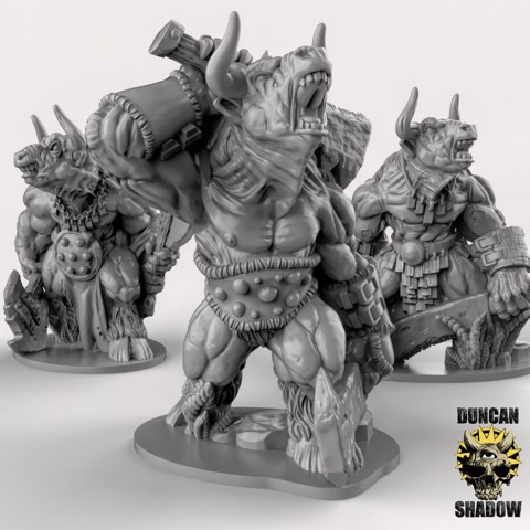 Image of Support Free Minotaur with Hand Weapons